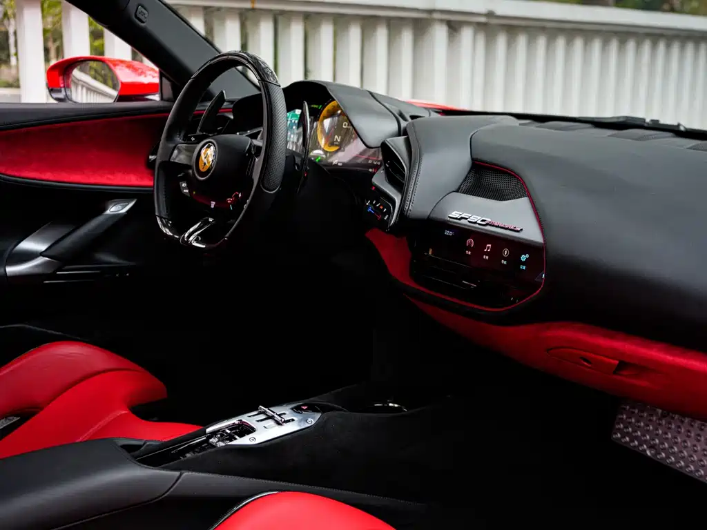 SF90 2020 3.9T V8 Stradale купить на сайте DeffCars