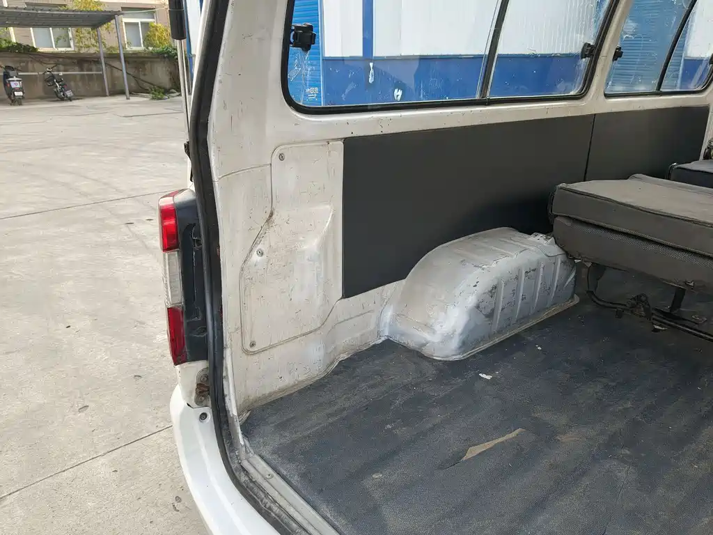 Jinbei Express 2018 2.0L Comfort V19 купить на сайте DeffCars