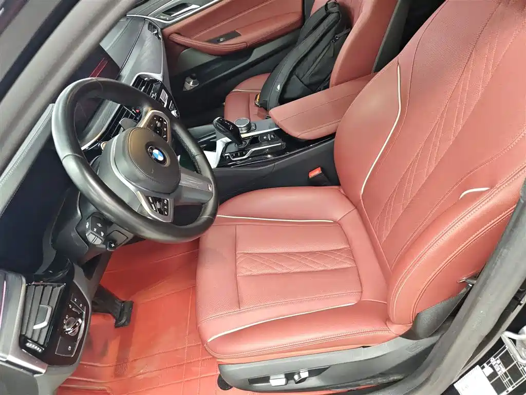 BMW 5 Series 2022 facelift 530Li leading M sports package купить на сайте DeffCars