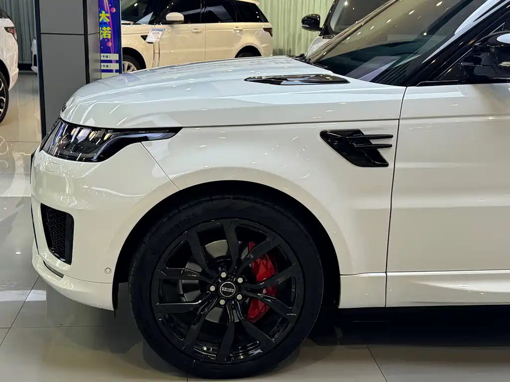 Range Rover Sport 2021 3.0 L6 Black Edition купить на сайте DeffCars