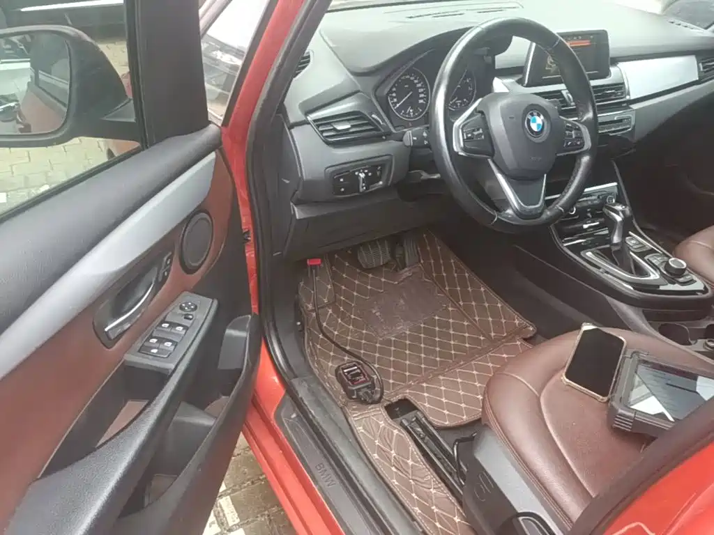BMW 2 Series Touring 2016 218i Leading Model купить на сайте DeffCars