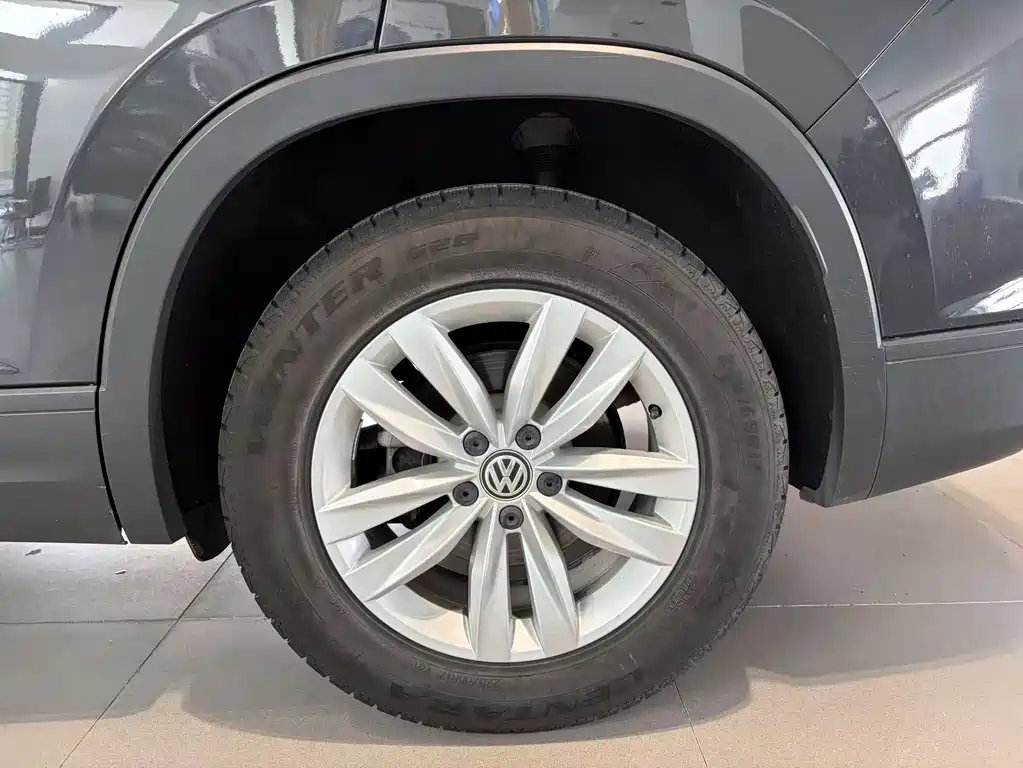 Tanyue 2020 280TSI two-wheel drive comfortable intelligent connected version купить на сайте DeffCars