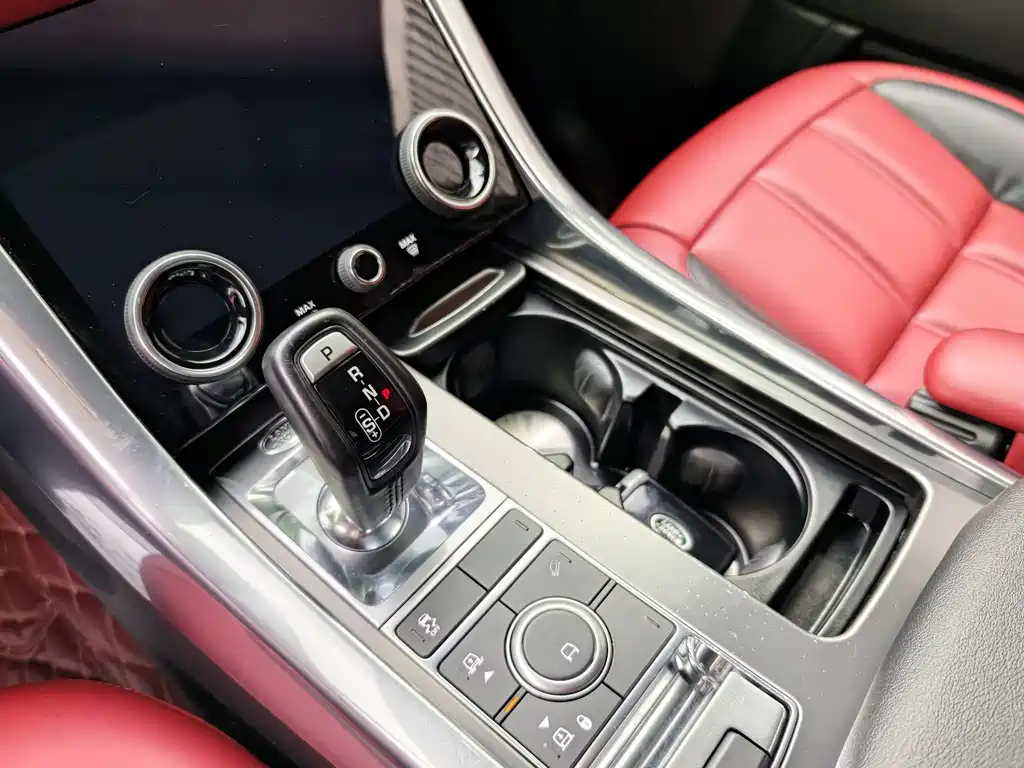 Range Rover Sport 2018 3.0 SC V6 HSE DYNAMIC купить на сайте DeffCars