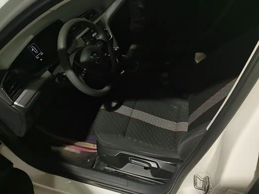Lingdu 2021 230TSI DSG Fashion Edition купить на сайте DeffCars