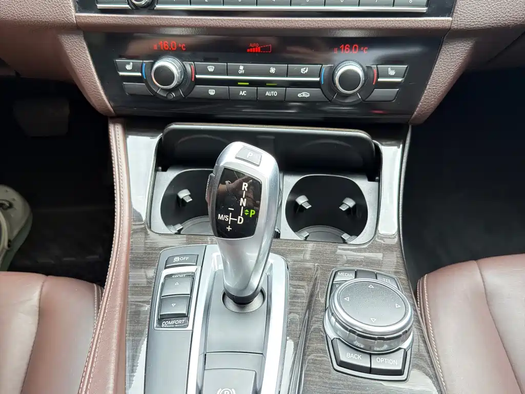 BMW 5 Series 2014 525Li Luxury Design Package купить на сайте DeffCars