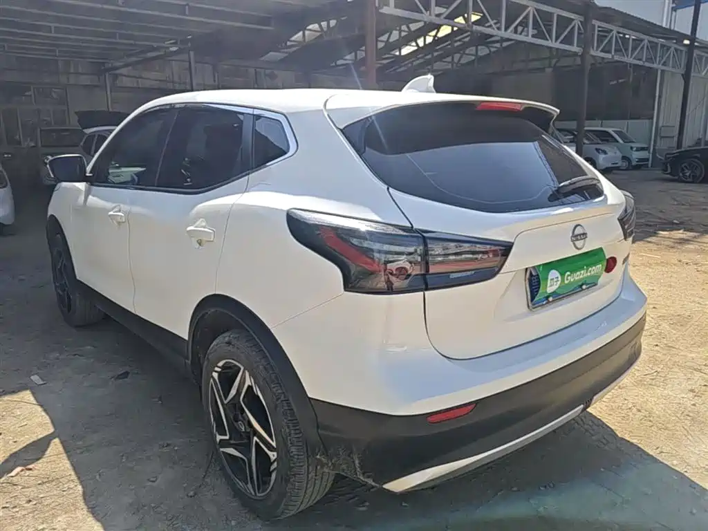 Qashqai 2025 Honor 2.0L CVT XV+ Leading Edition купить на сайте DeffCars