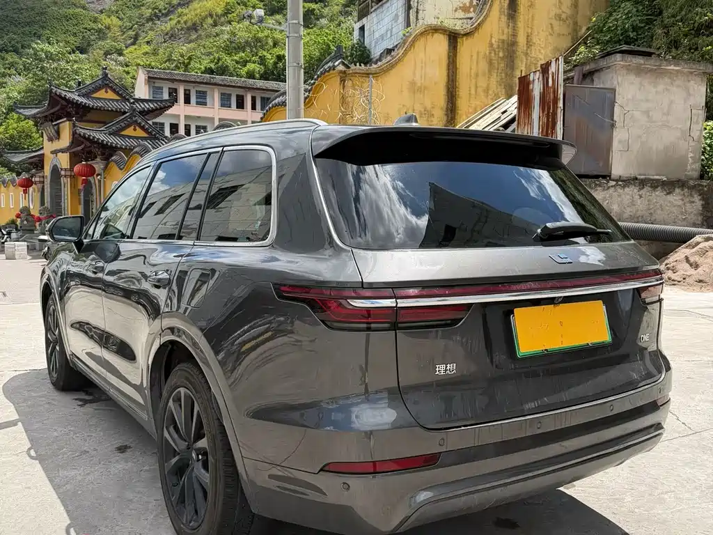 Ideal ONE 2020 extended range 6-seater version купить на сайте DeffCars