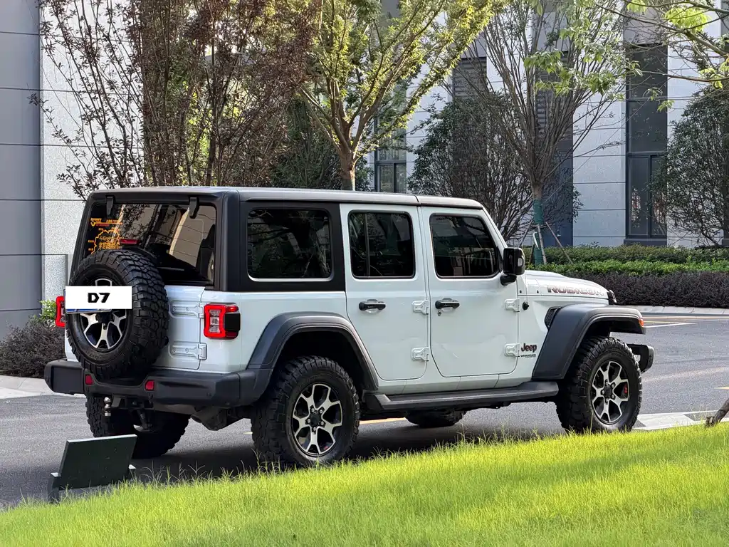 Wrangler 2021 2.0T Robin Hood Four-Door Edition купить на сайте DeffCars