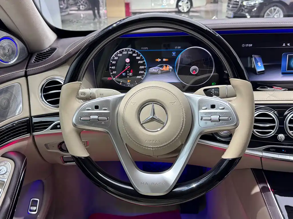 Maybach S-Class 2020 S 680 Two-tone Collector’s Edition купить на сайте DeffCars