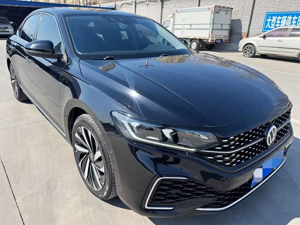 Passat 2022 330TSI Starry Sky Deluxe Edition купить на сайте DeffCars