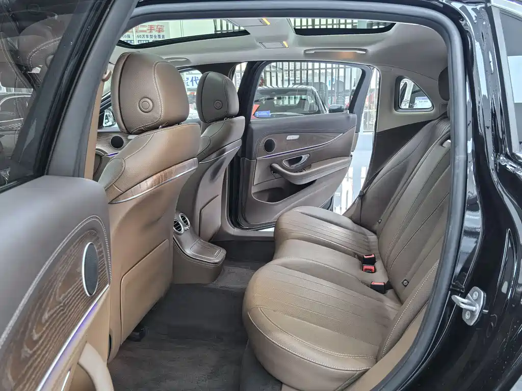 Mercedes-Benz E-Class 2023 E 300 L Fashion купить на сайте DeffCars