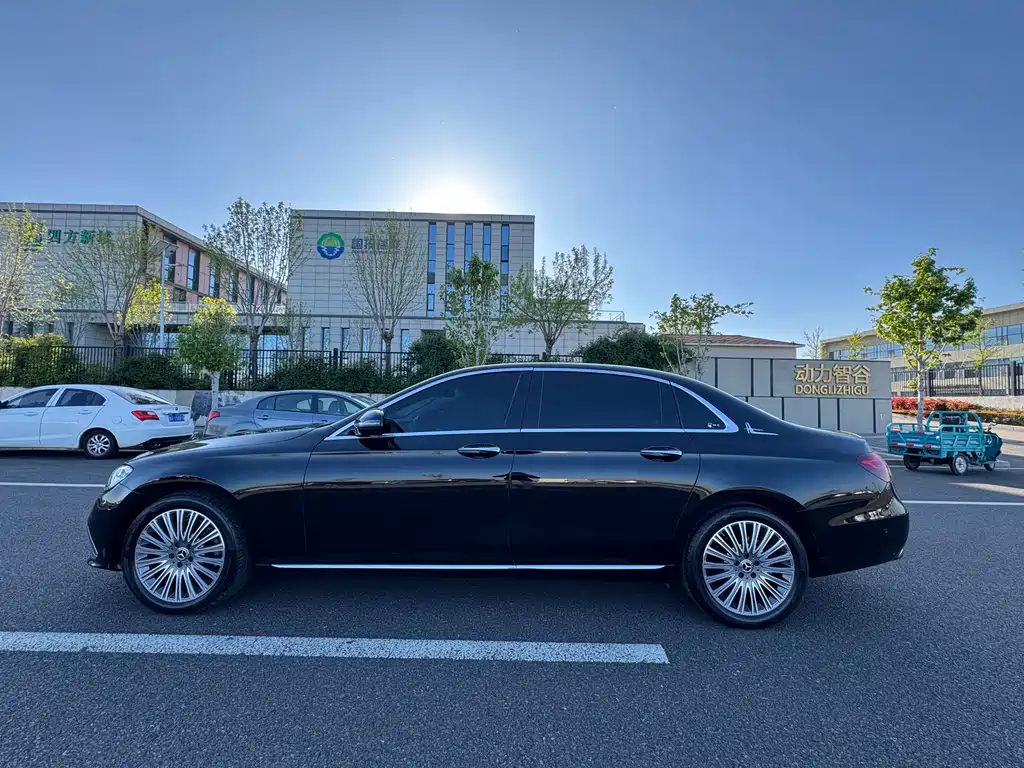 Mercedes-Benz E-Class 2022 facelift E 300 L sports luxury model купить на сайте DeffCars