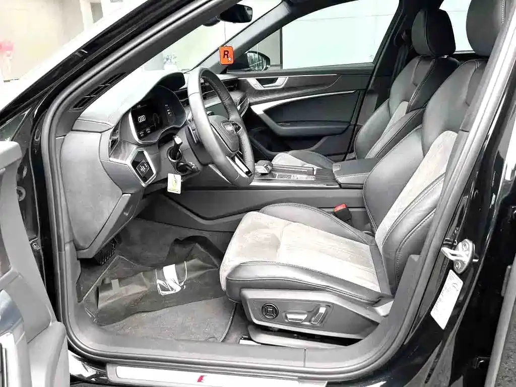 Audi A6L 2024 45 TFSI quattro premium dynamic model купить на сайте DeffCars