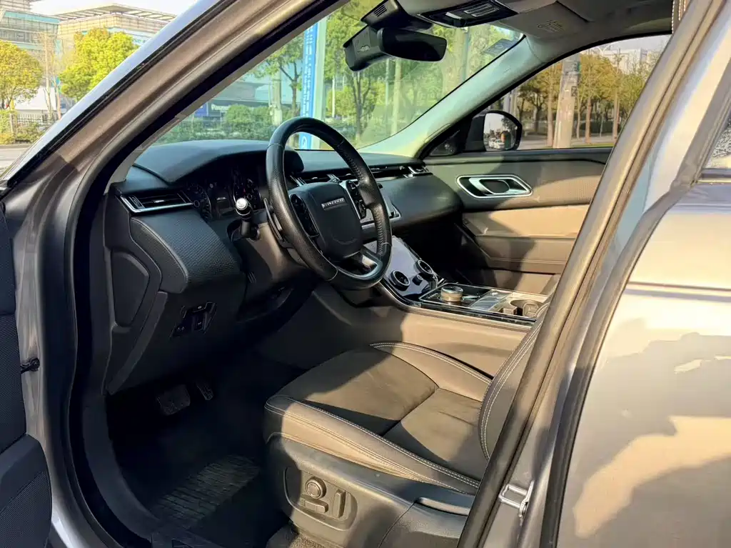 Range Rover Velar 2020 P250 купить на сайте DeffCars