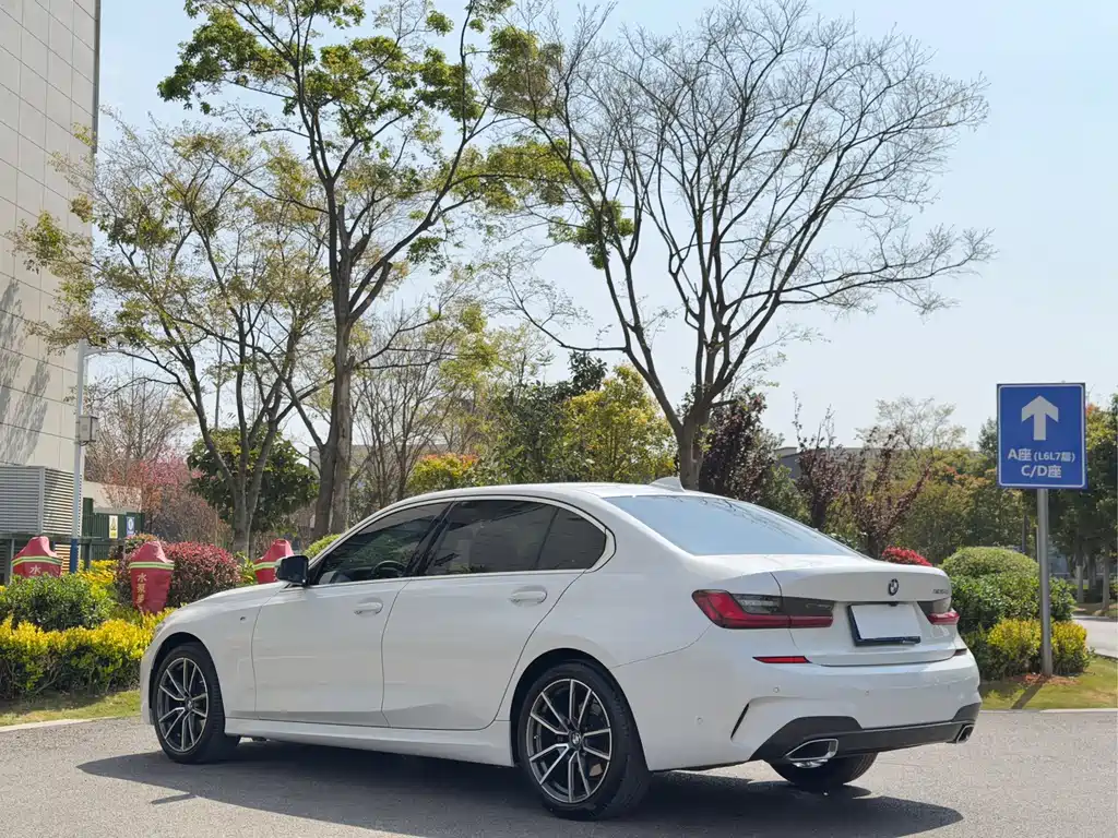 BMW 3 Series 2022 facelift 325Li M Sports Package купить на сайте DeffCars