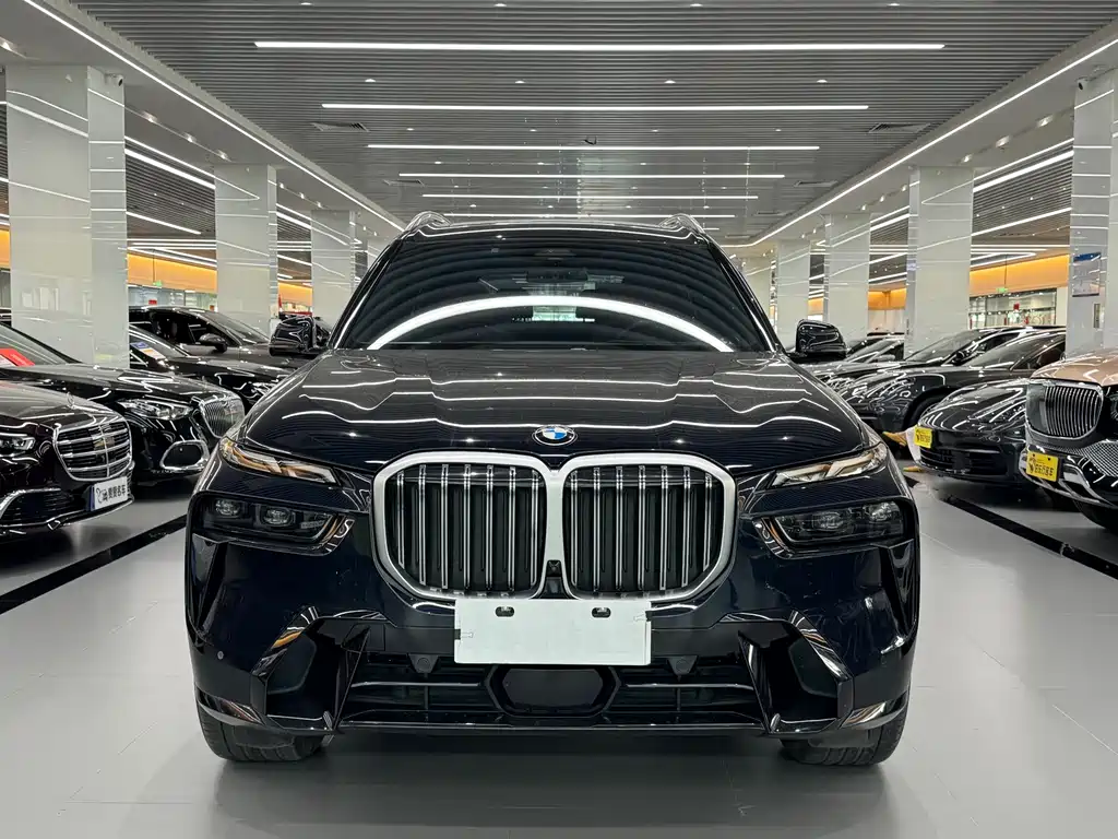 BMW X7 2023 xDrive40i Exclusive M Sports Package купить на сайте DeffCars