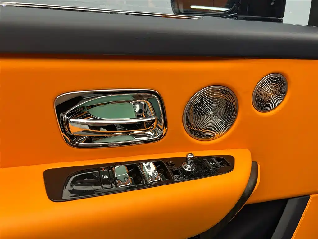 Cullinan 2018 five-seater version купить на сайте DeffCars