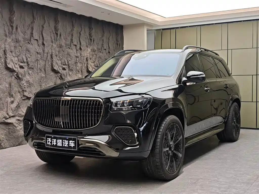 Maybach GLS 2025 GLS 600 4MATIC Extreme Night Edition купить на сайте DeffCars