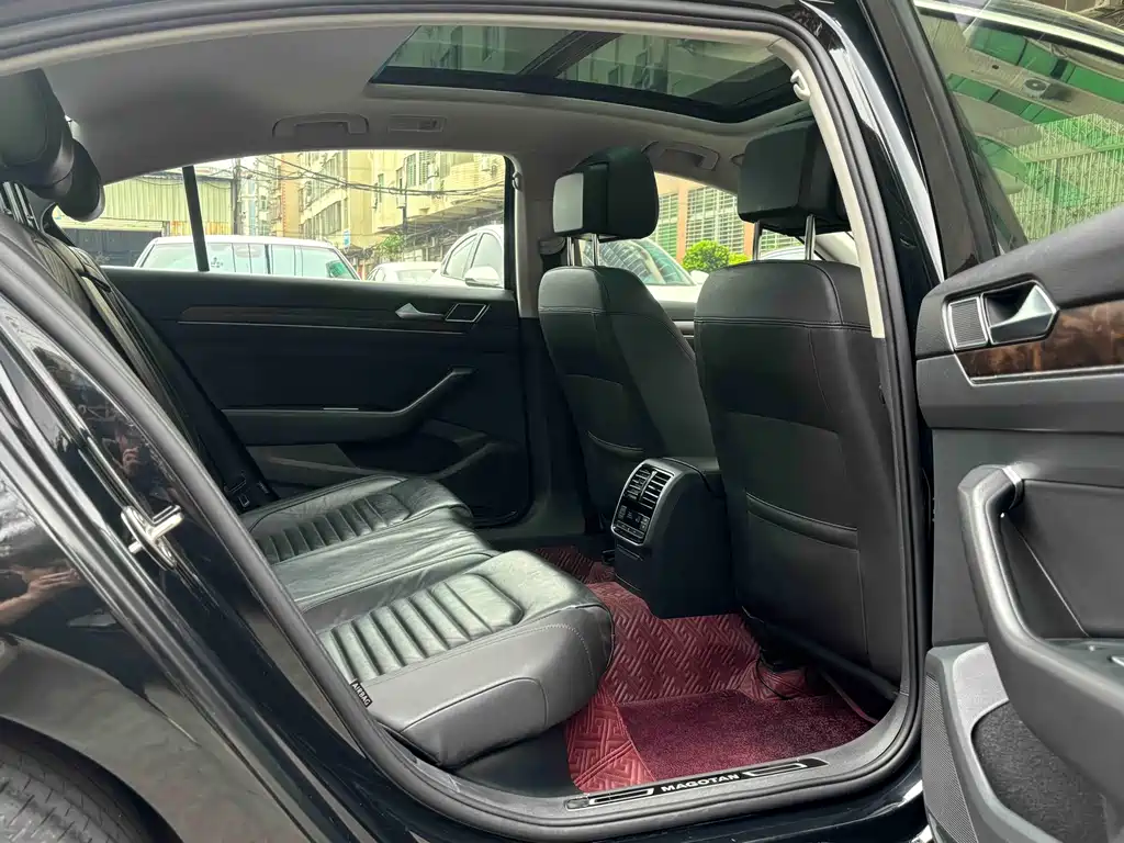 Magotan 2018 facelift 330TSI DSG luxury model купить на сайте DeffCars