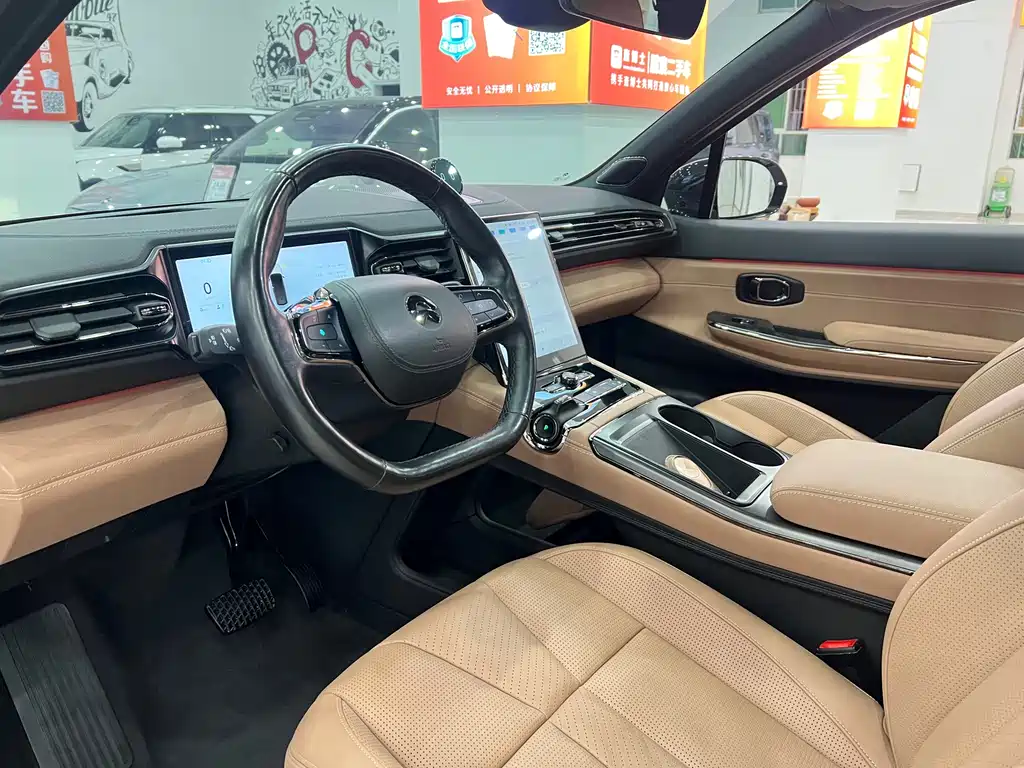 NIO ES8 2020 450KM seven-seater version купить на сайте DeffCars