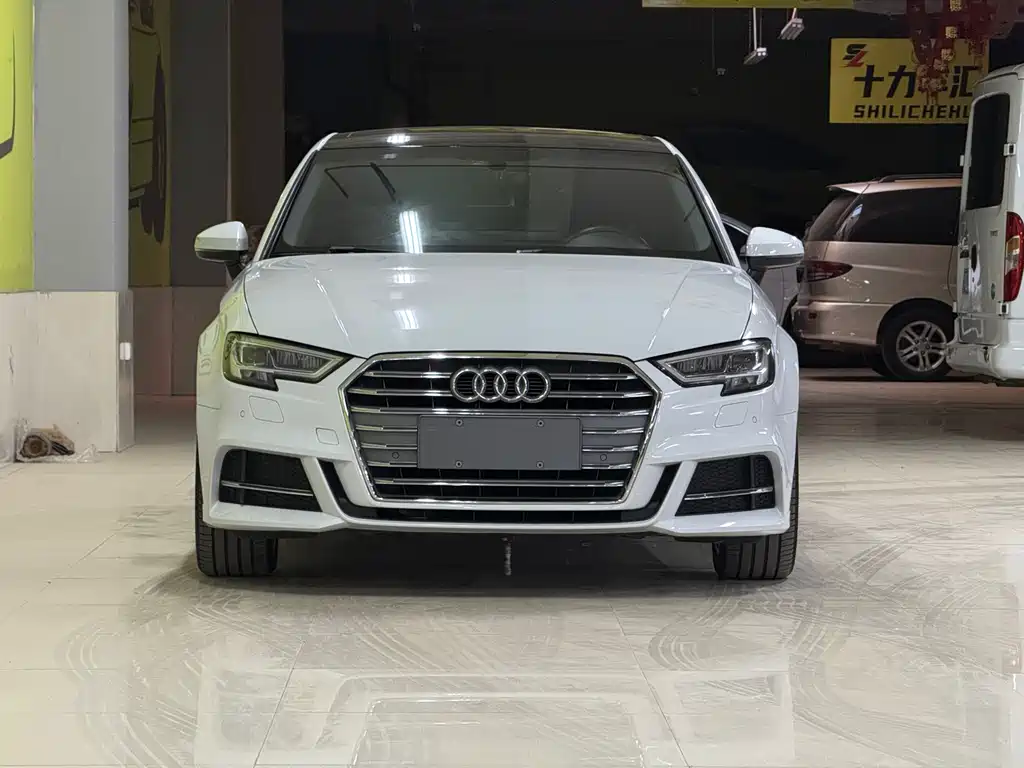 Audi A3 2020 Limousine 35 TFSI Fashion Type National V купить на сайте DeffCars