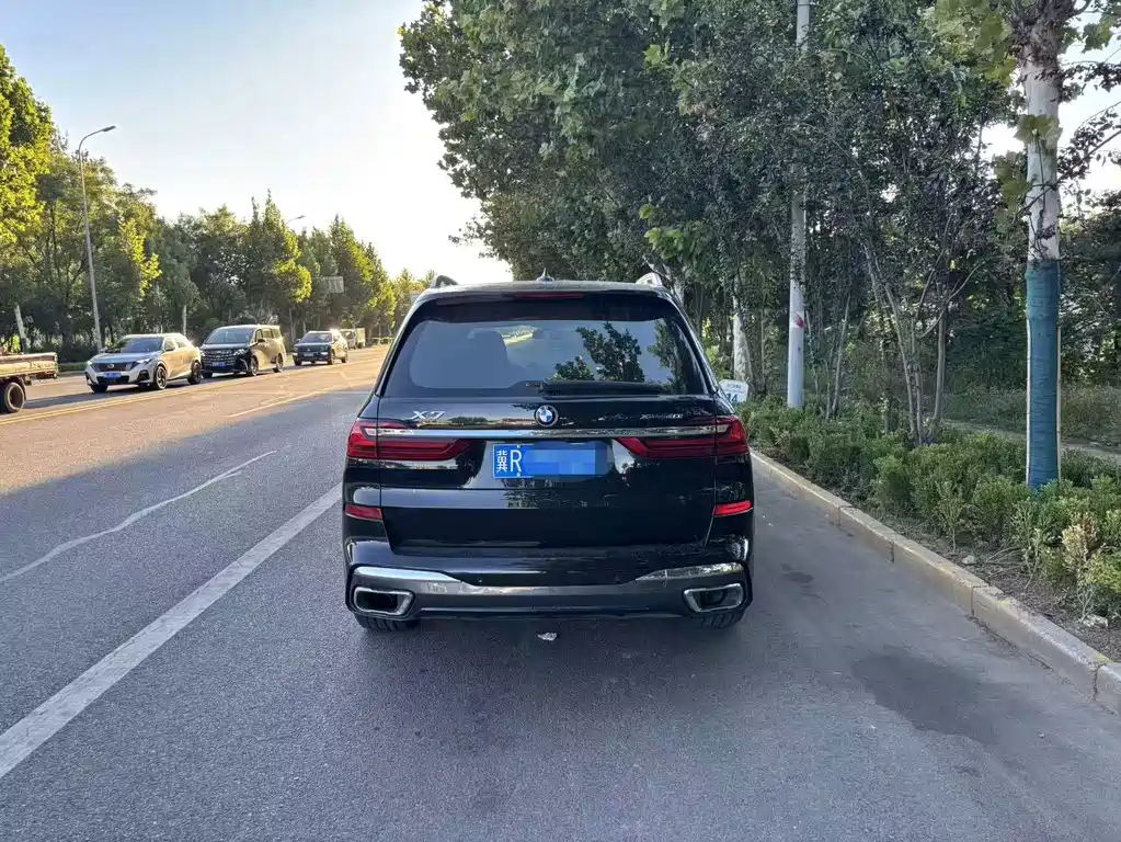 BMW X7 2021 xDrive40i Exclusive M Sports Package купить на сайте DeffCars