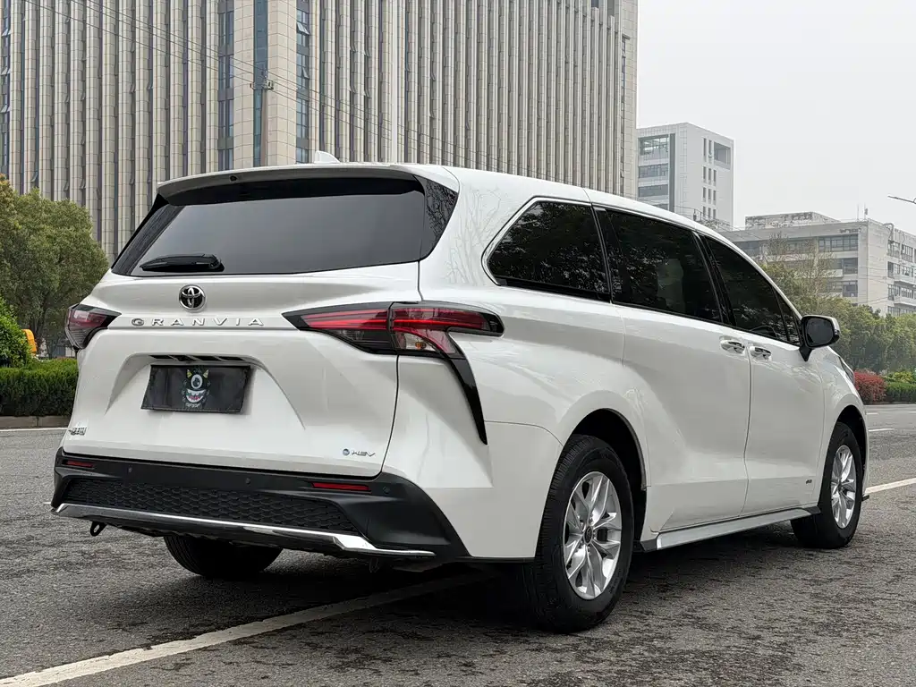 Grevia 2024 2.5L Hybrid Comfort Edition купить на сайте DeffCars