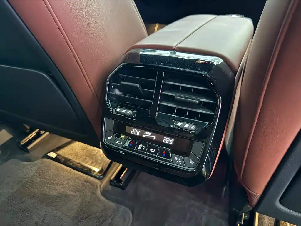 BMW iX M60 2023 M60 купить на сайте DeffCars