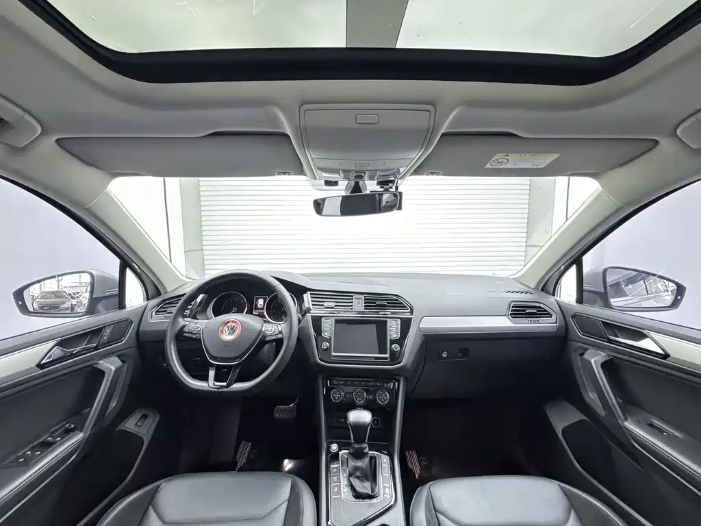Tiguan L 2017 380TSI automatic four-wheel drive luxury version купить на сайте DeffCars