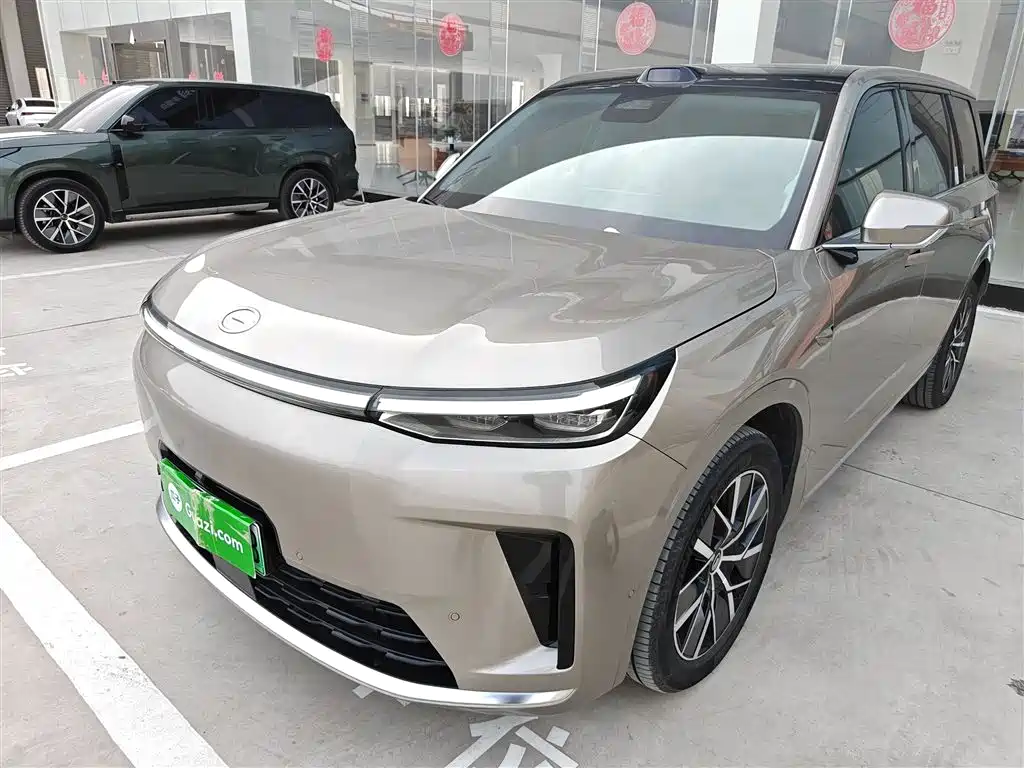 Trumpchi Yearning S9 2025 Qiankun UItra 6-seater купить на сайте DeffCars