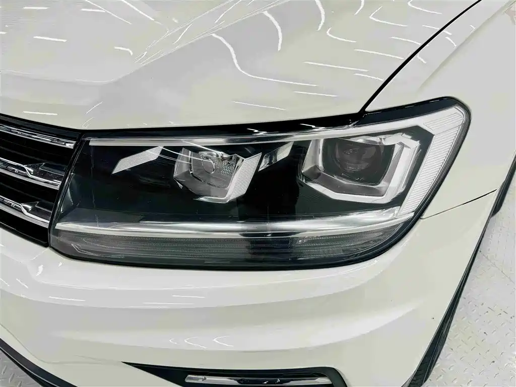 Tiguan L 2019 330TSI automatic two-wheel drive panoramic comfort version National VI купить на сайте DeffCars