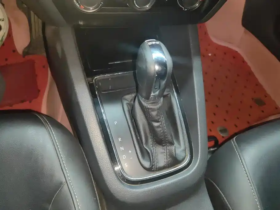 Sagitar 2015 230TSI automatic comfort model купить на сайте DeffCars