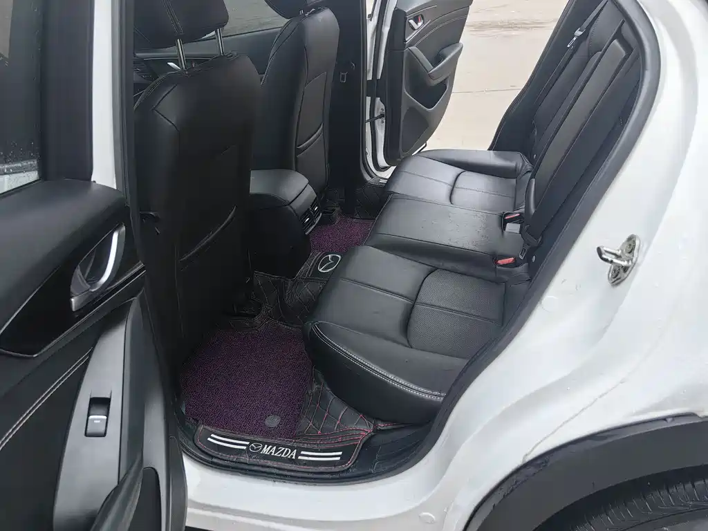 Mazda CX-4 2021 2.0L automatic two-wheel drive Blue Sky Explorer Edition купить на сайте DeffCars