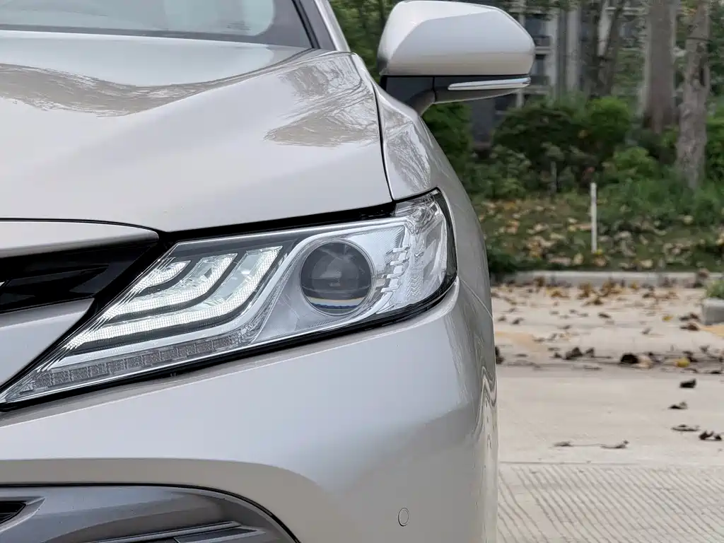 Camry 2019 facelift 2.5G Deluxe Edition купить на сайте DeffCars