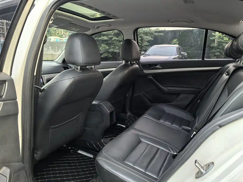 Lavida 2017 1.6L automatic comfort version купить на сайте DeffCars
