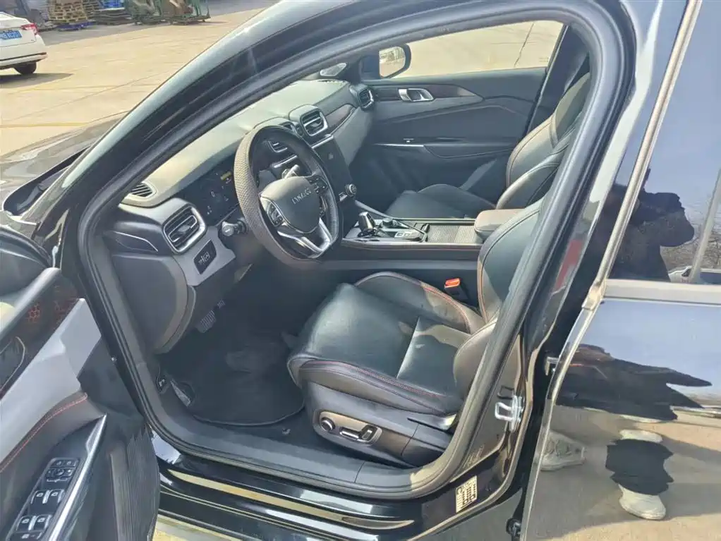 Lynk & Co 03 2019 1.5TD DCT Powerful Edition National VI купить на сайте DeffCars