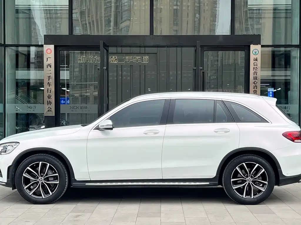 Mercedes-Benz GLC 2022 facelift 2 GLC 260 L 4MATIC luxury model купить на сайте DeffCars