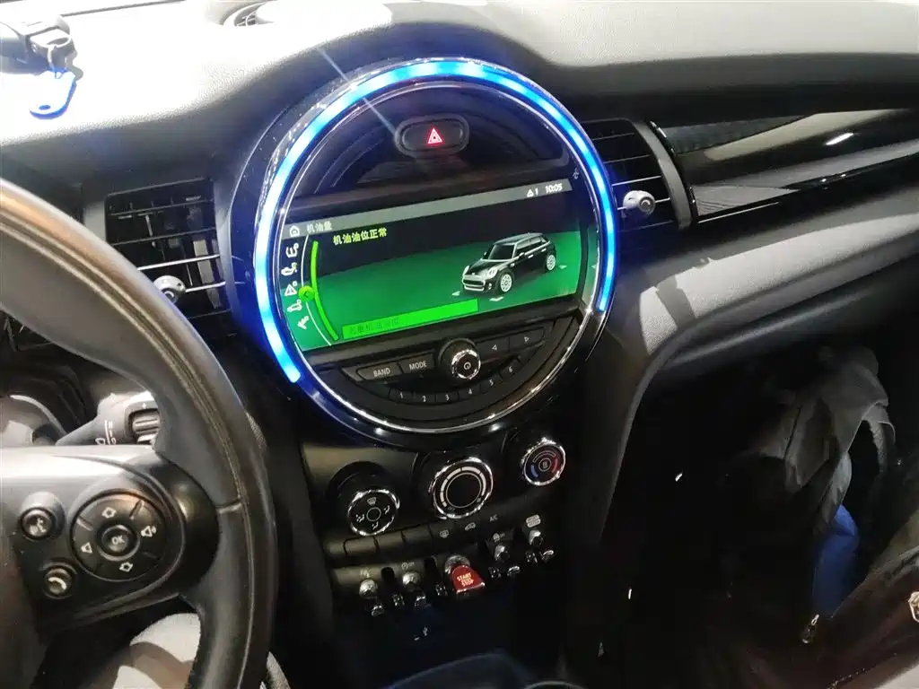 MINI 2018 1.5T COOPER Classic Five-Door Edition купить на сайте DeffCars