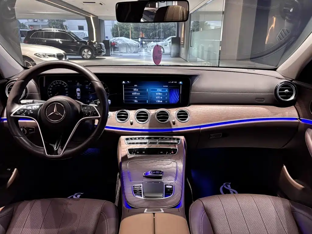 Mercedes-Benz E-Class 2023 E 300 L Fashion купить на сайте DeffCars