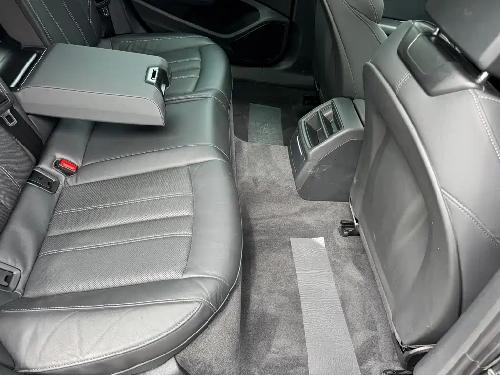 Audi A4L 2020 40 TFSI Fashionable and Dynamic купить на сайте DeffCars
