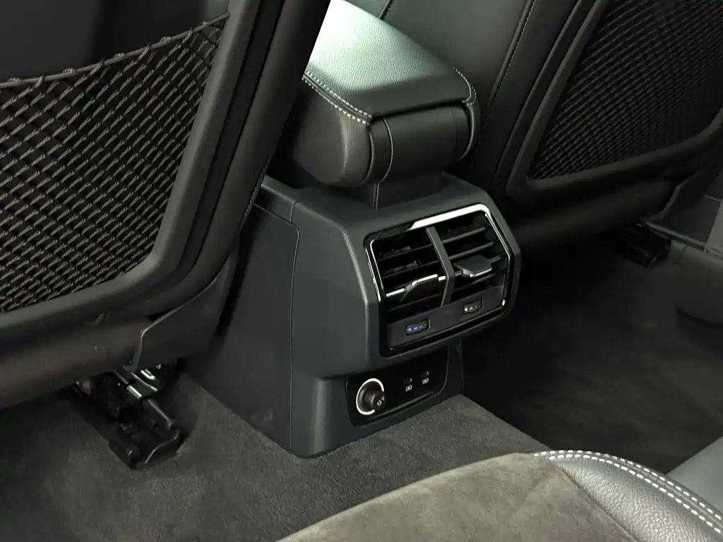 Audi Q3 2022 35 TFSI aggressive and dynamic купить на сайте DeffCars