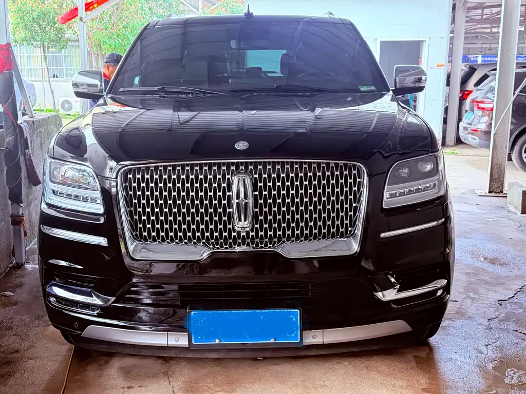Navigator 2020 3.5T Long Axis Presidential Edition купить на сайте DeffCars