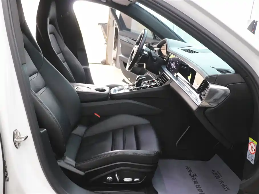 Panamera 2019 Panamera Executive Extended Edition 2.9T купить на сайте DeffCars