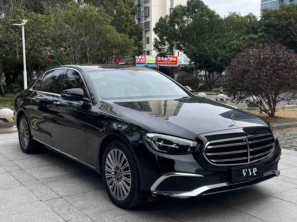 Mercedes-Benz E-Class 2023 E 300 L Luxury Model купить на сайте DeffCars