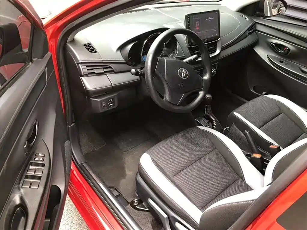 YARiS L Zhixuan 2021 1.5L CVT leading version купить на сайте DeffCars