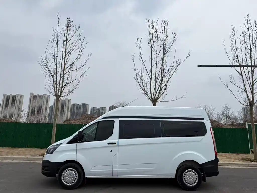 Transit 2019 2.0T gasoline automatic multi-functional commercial vehicle with central axle, mid-roof, 6-seater National VI купить на сайте DeffCars