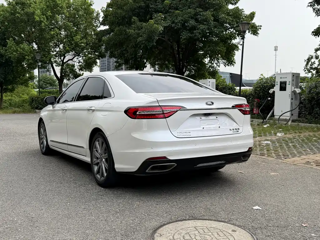 Taurus 2019 EcoBoost 245 Premium Edition купить на сайте DeffCars