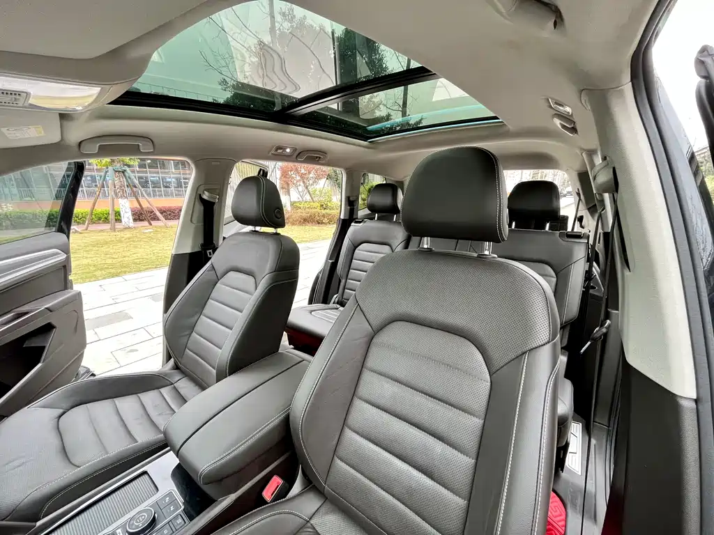 Touron 2020 facelift 380TSI four-wheel drive luxury version купить на сайте DeffCars