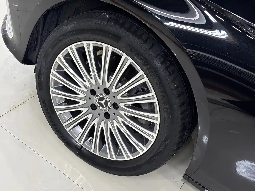 Mercedes-Benz E-Class 2022 Model 2 E 300 L Luxury Model купить на сайте DeffCars