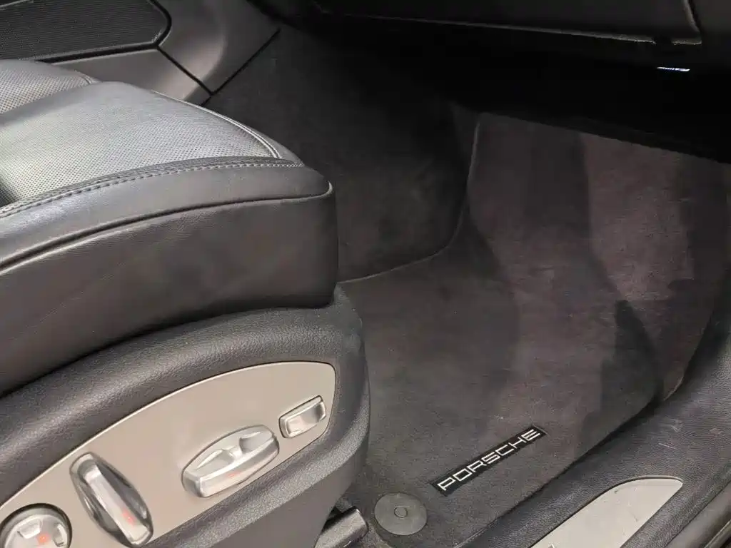 Macan 2014 Macan S 3.0T купить на сайте DeffCars